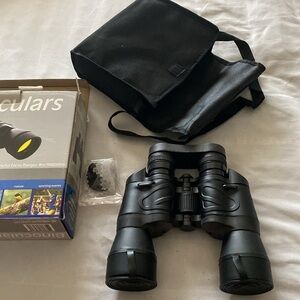 KOLE Imports Black Binoculars with Case and Compass NWOT